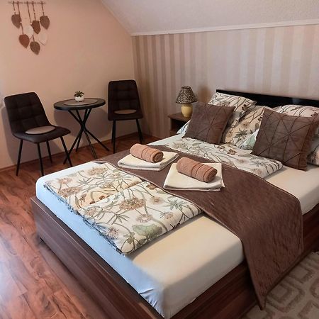 Alfa Apartman Harkány Esterno foto