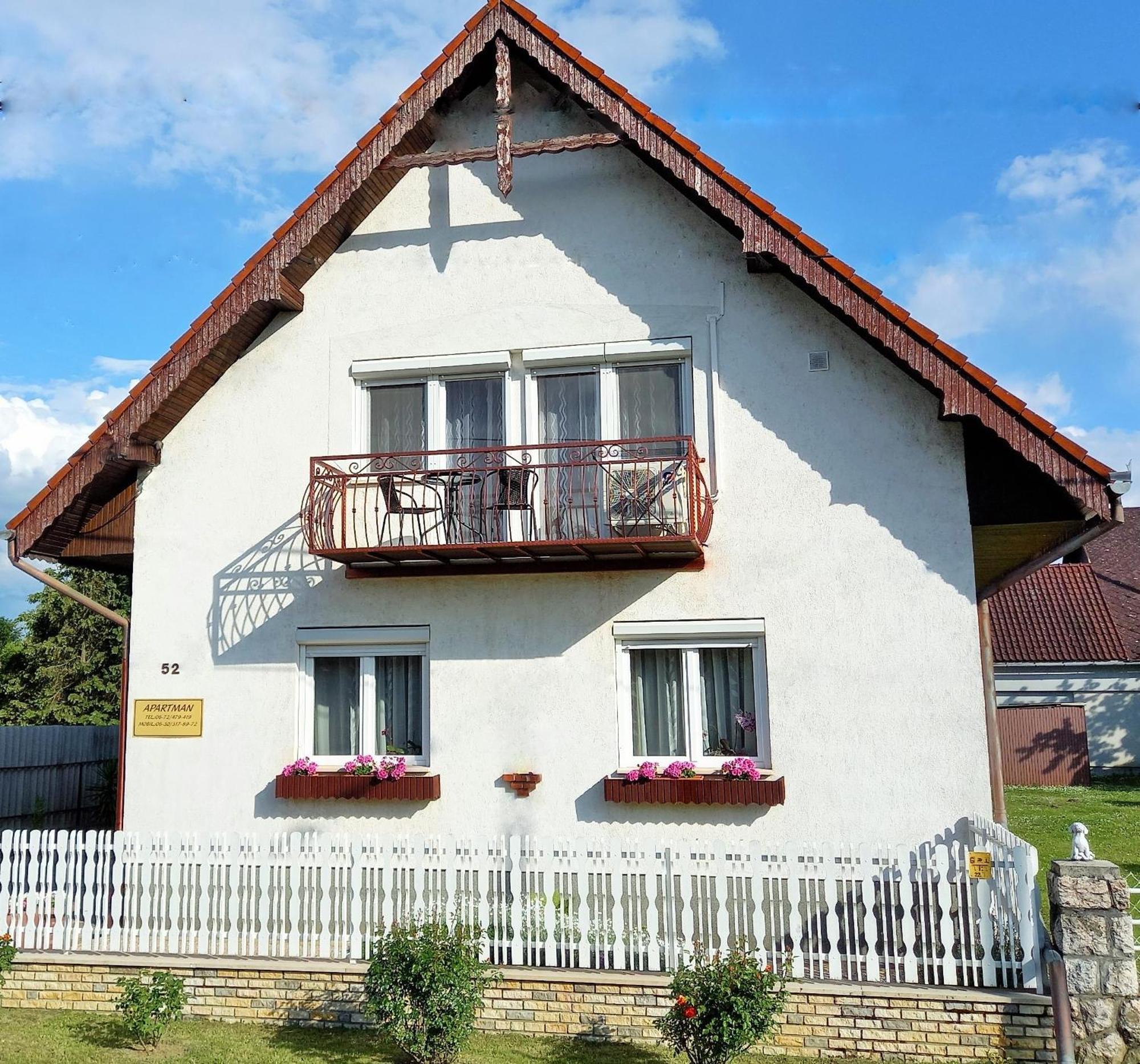 Alfa Apartman Harkány Esterno foto