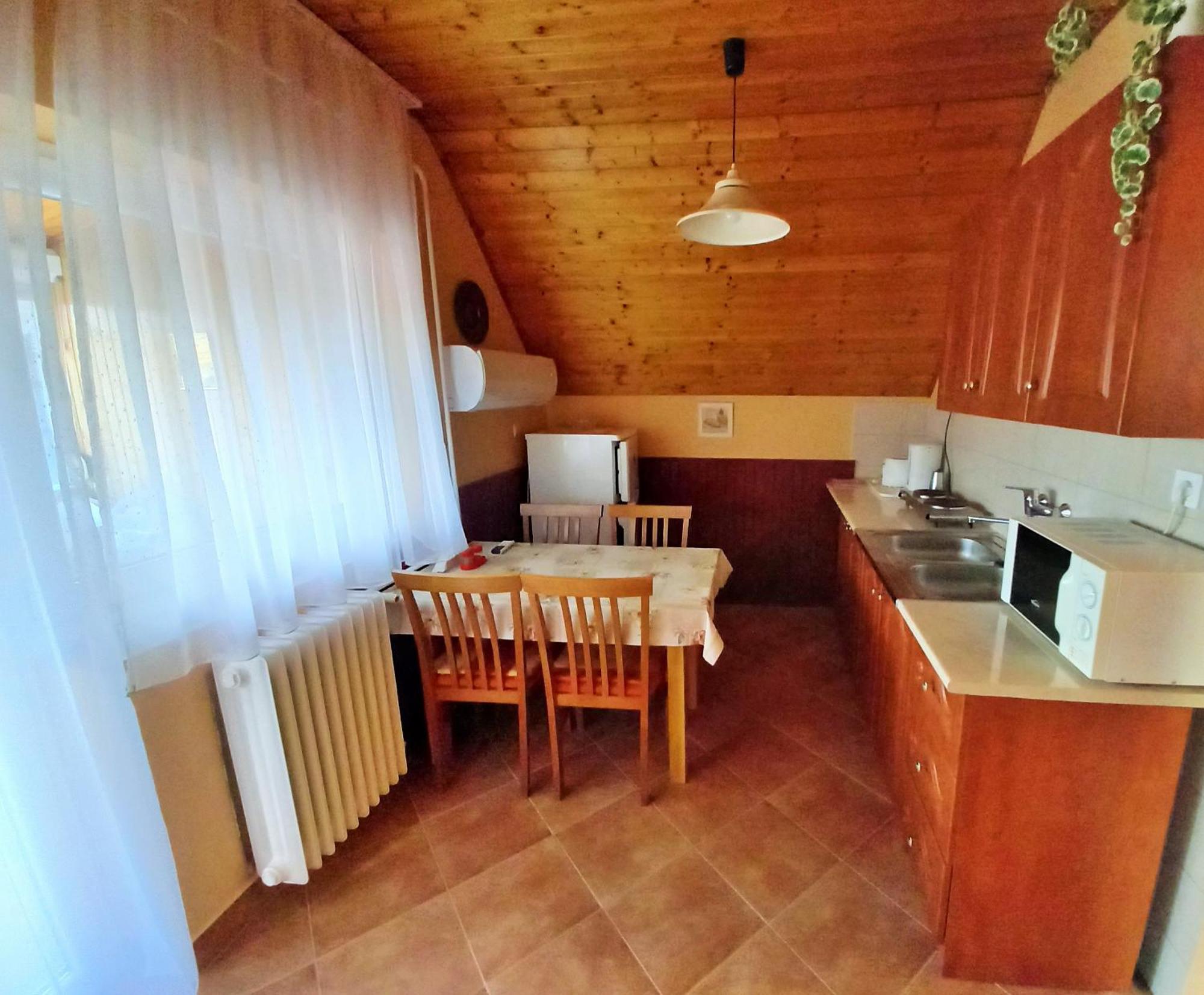 Alfa Apartman Harkány Esterno foto