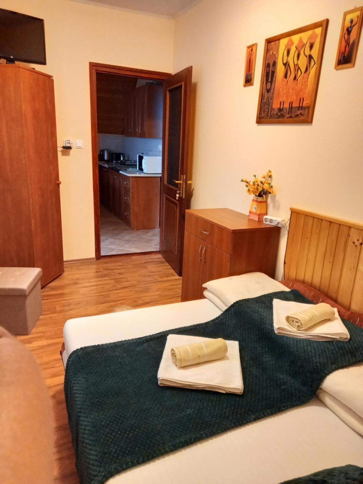 Alfa Apartman Harkány Esterno foto