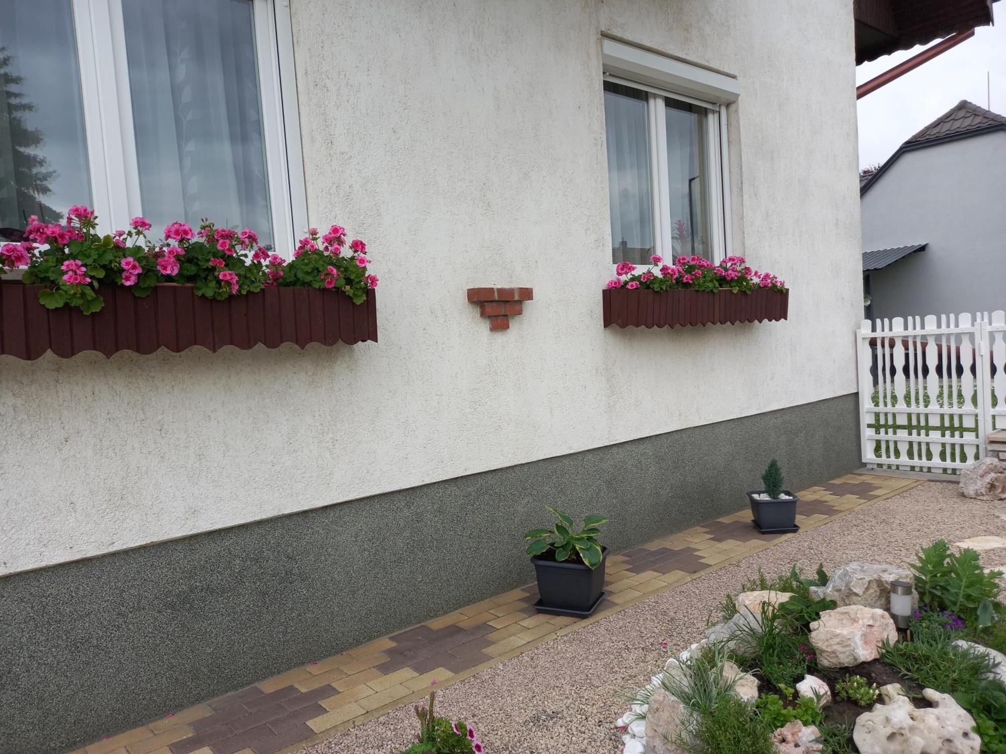 Alfa Apartman Harkány Esterno foto