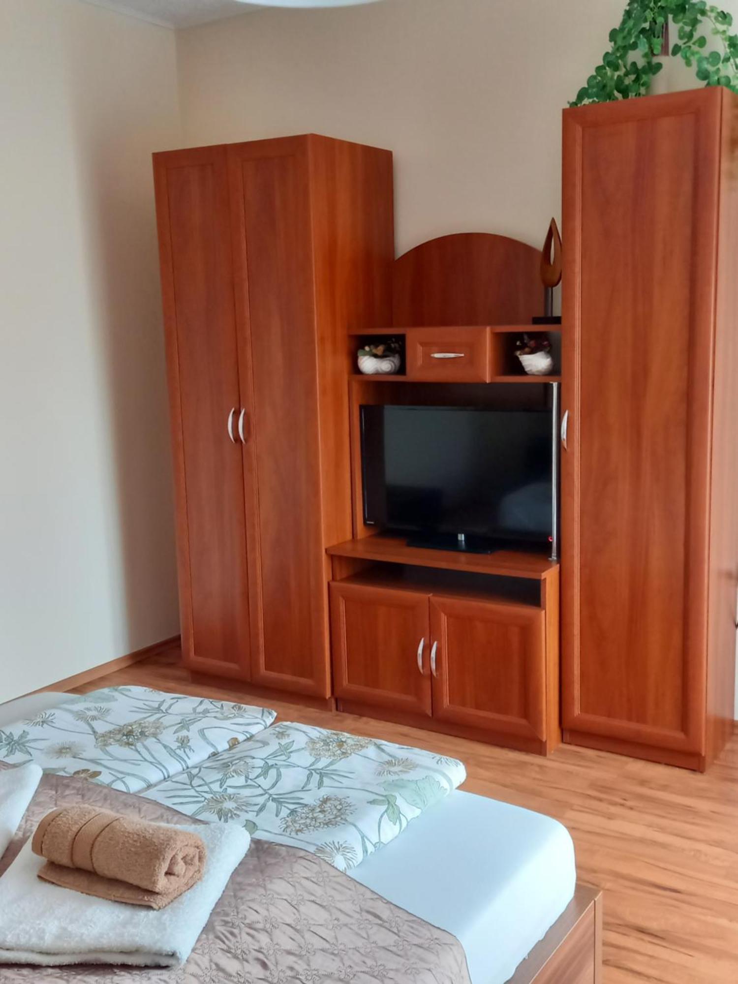 Alfa Apartman Harkány Esterno foto