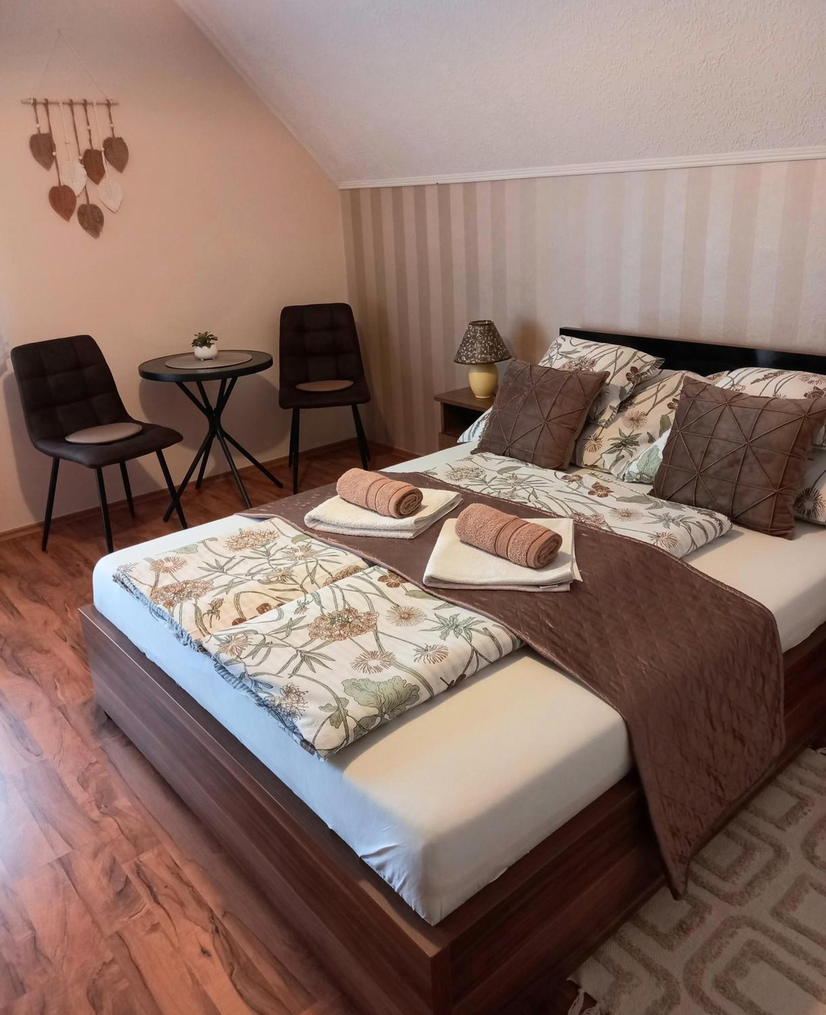 Alfa Apartman Harkány Esterno foto